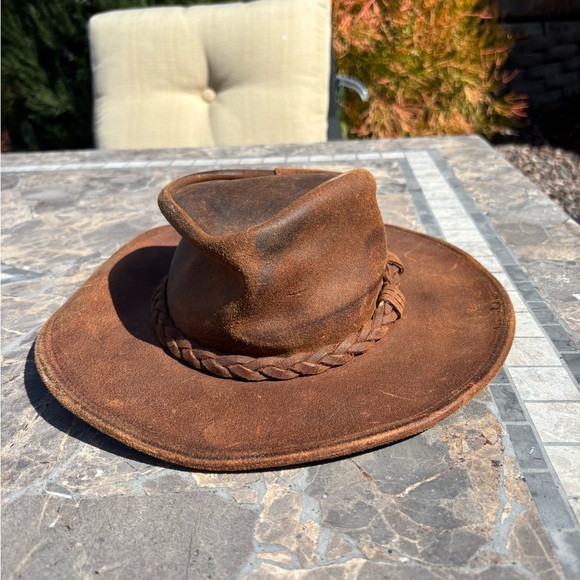 Hat - Picture 5 of 5